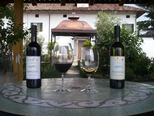 B&B La Taverna Degli Angeli Vezzi Portio ภายนอก รูปภาพ
